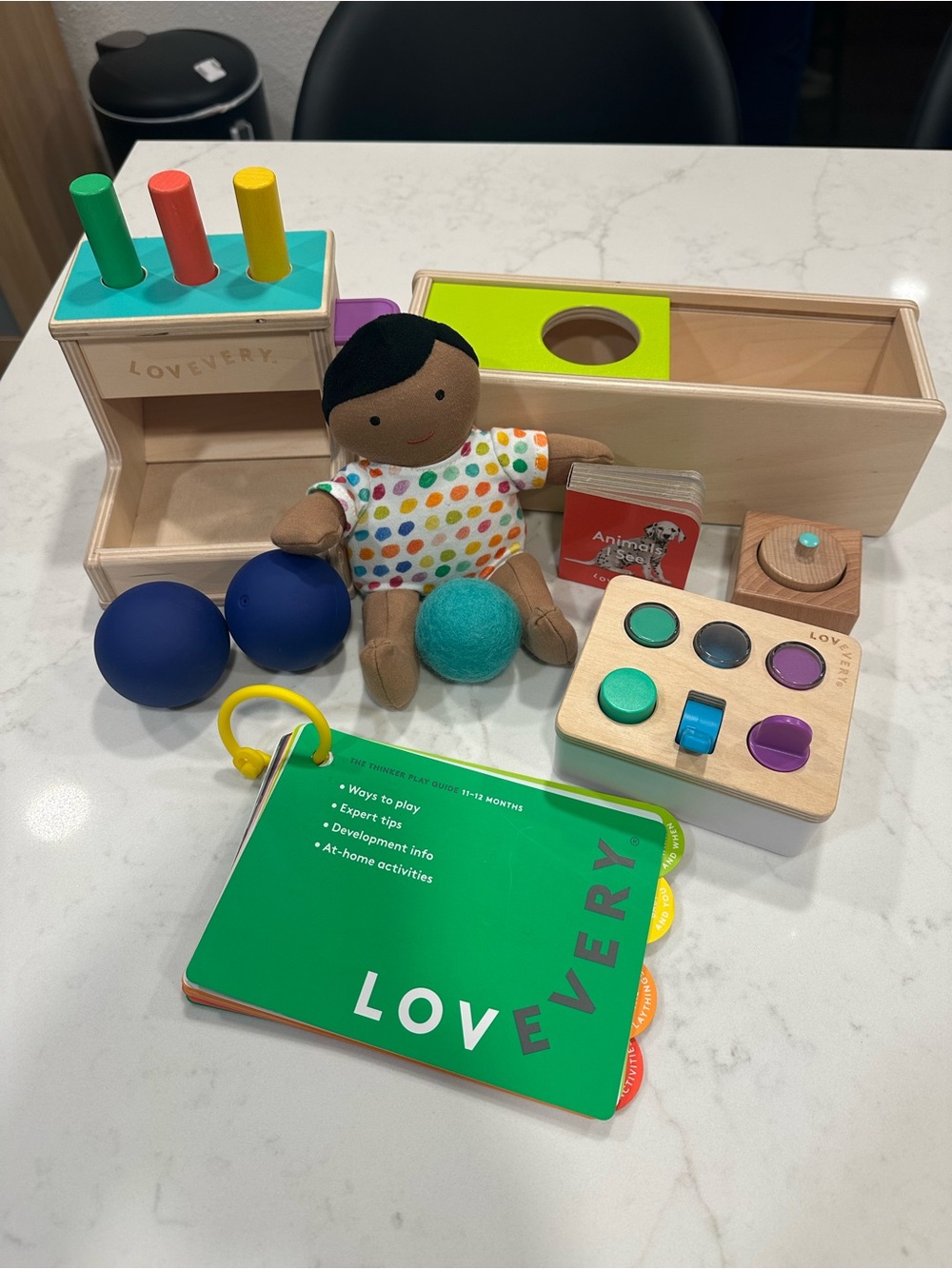 Lovevery The Thinker Montessori Set 11-12 Months